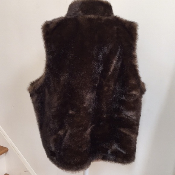 Parkhurst Faux Fur Vest XL - Picture 5 of 10
